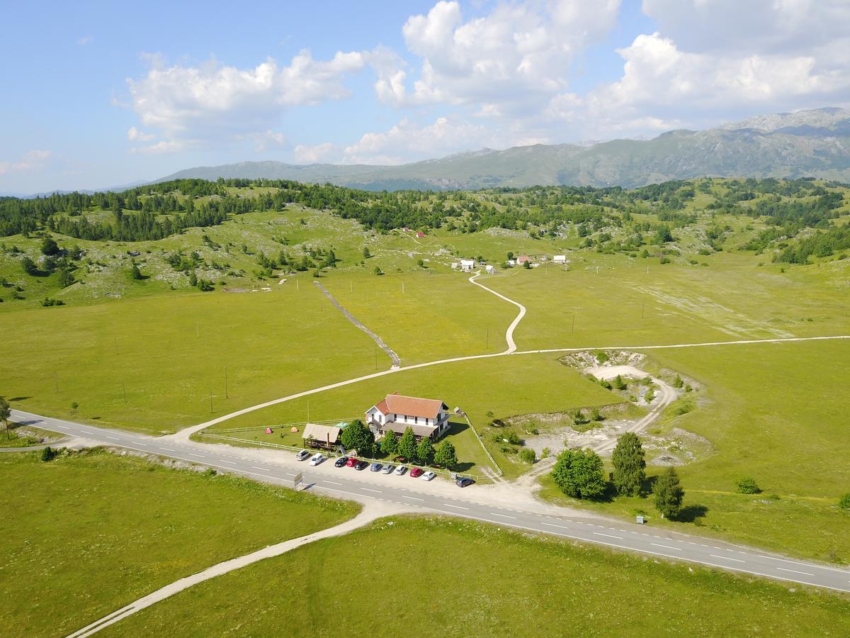 Motel Zaborje Плужине Екстериор снимка