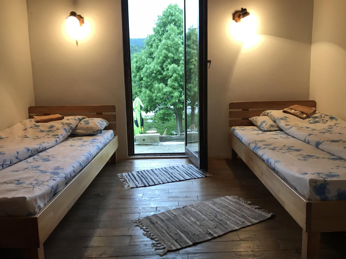Motel Zaborje Плужине Екстериор снимка