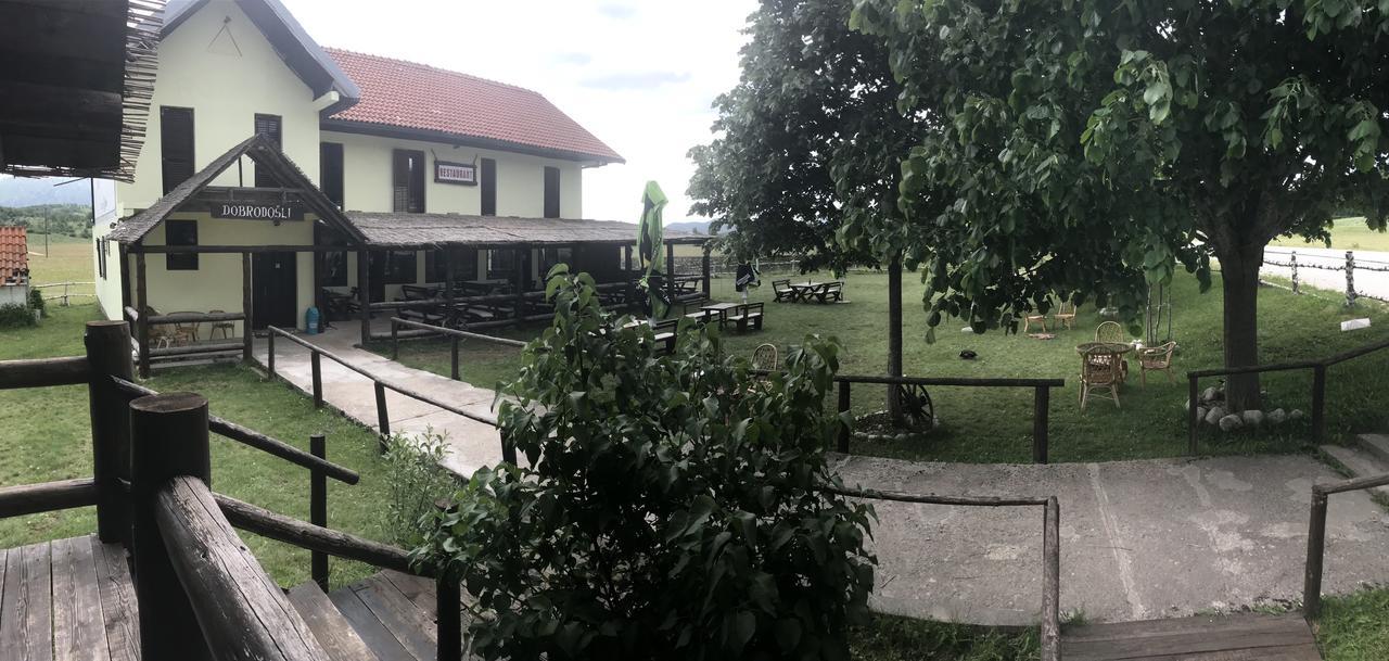 Motel Zaborje Плужине Екстериор снимка