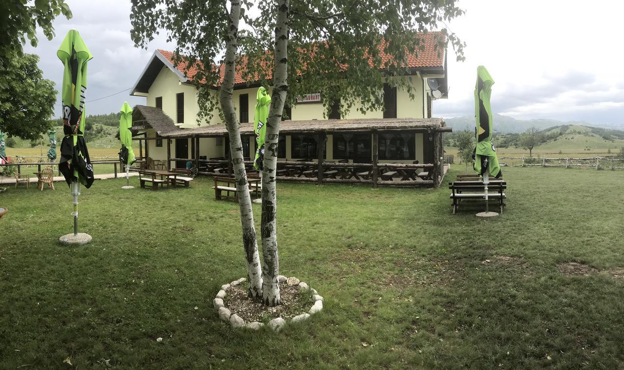 Motel Zaborje Плужине Екстериор снимка