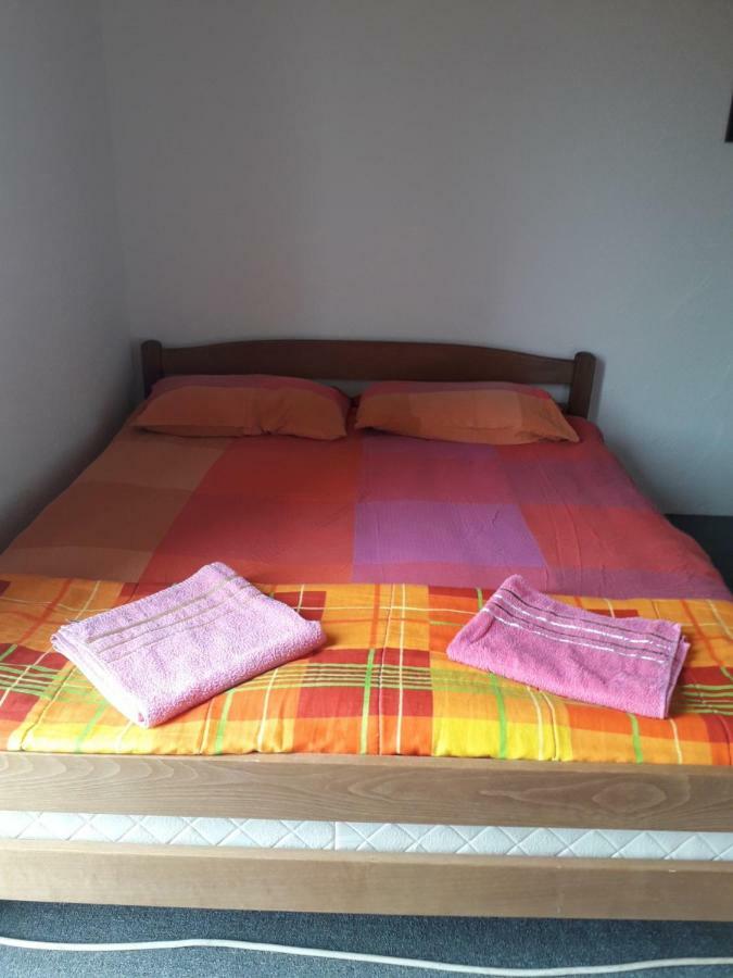 Motel Zaborje Плужине Екстериор снимка