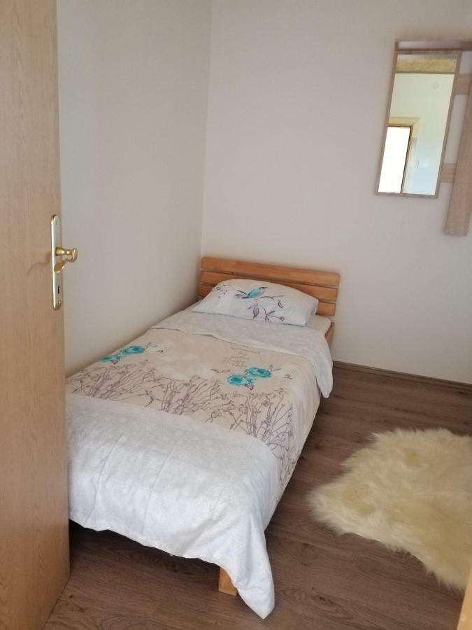 Motel Zaborje Плужине Екстериор снимка